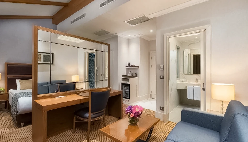 هتل تایتانیک سیتی تکسیم استانبول